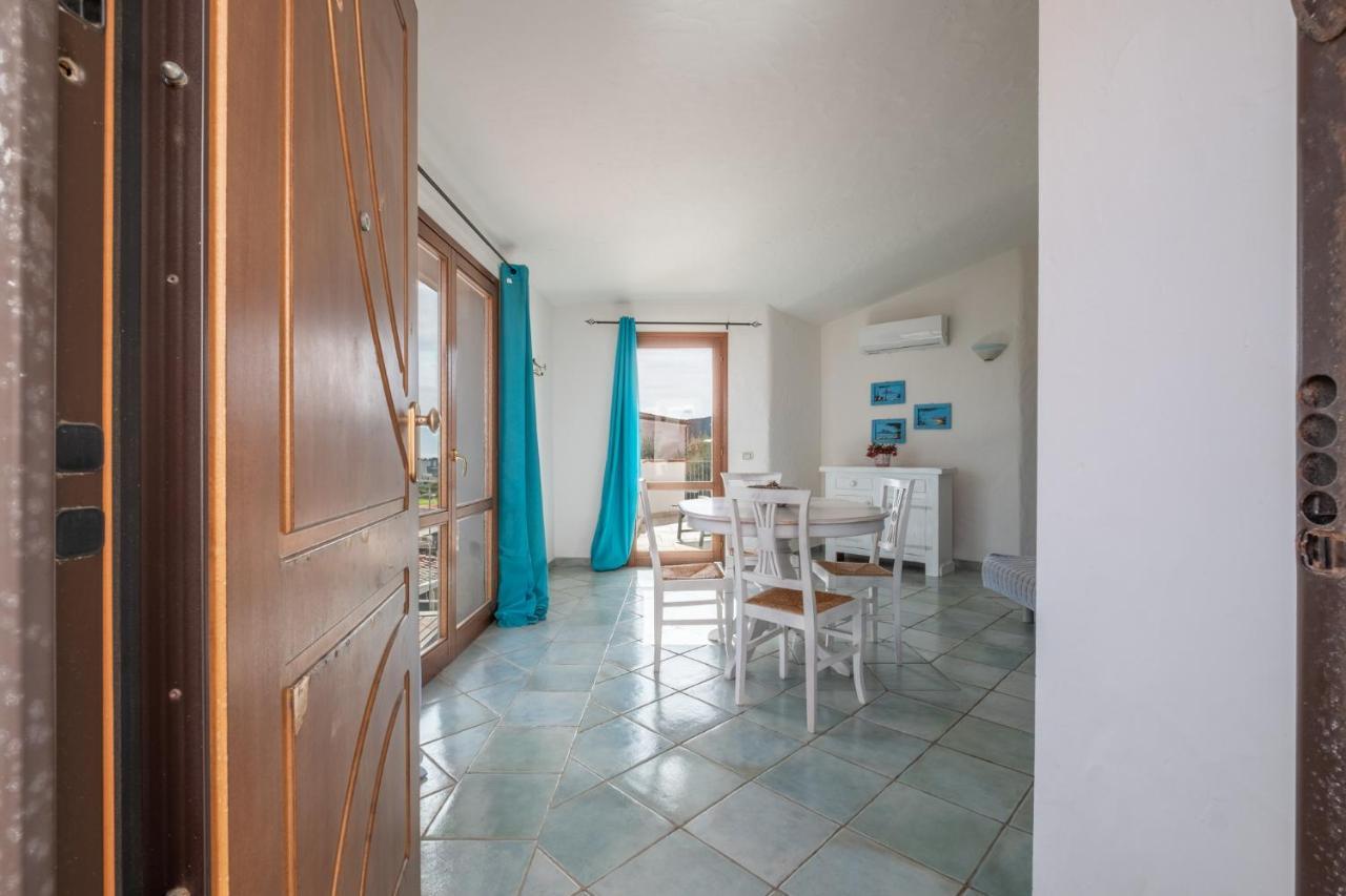 Villa Oleandri Rossi à Tanaunella Extérieur photo